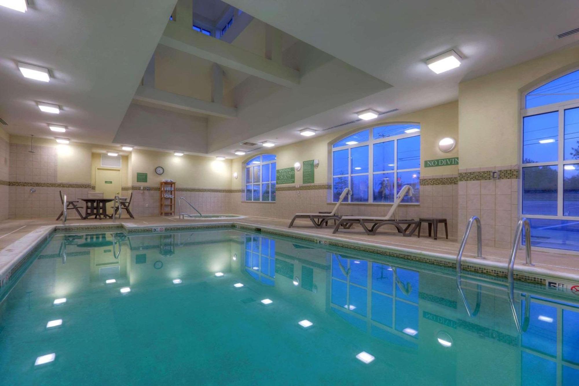 Country Inn & Suites By Radisson, Fredericksburg, Va Facilități foto